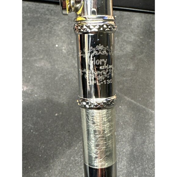 GLORY FLUTE -WIND INSTRUMENT GFL-130 WITH CASE - Picture 5 of 5